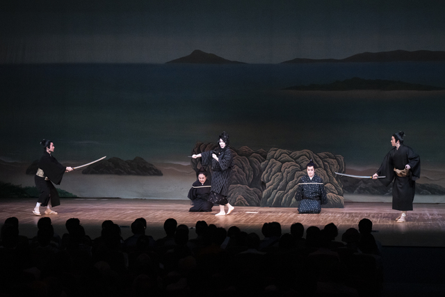 『奥山の牡丹』（撮影：桂秀也）